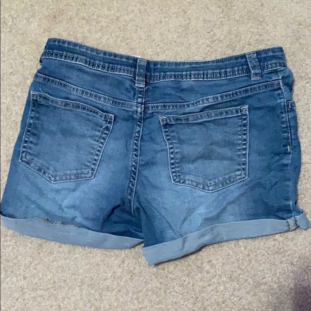Jean shorts - Picture 2 of 2